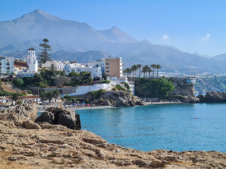 Fotografía de Nerja - Guía de viaje 2026