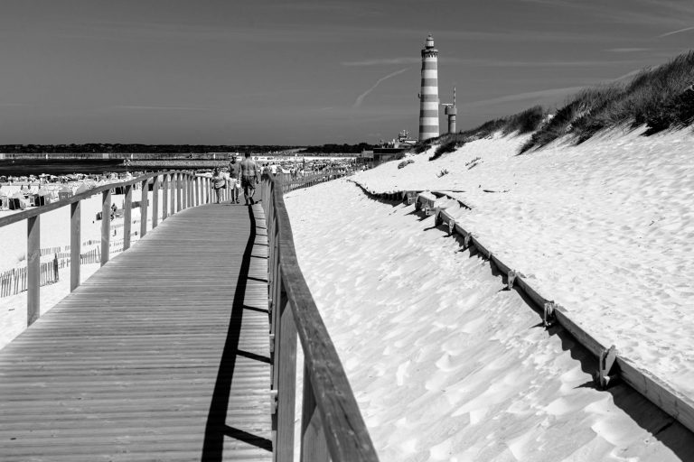 Fotografía de Praia da Arrifana - Guía de viaje 2026