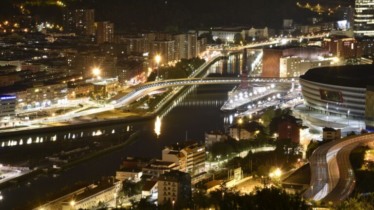 Fotografía de Barcelona a Bilbao - Guía de viaje 2026