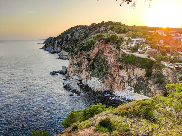 Fotografía de Barcelona a Tossa de Mar - Guía de viaje 2026