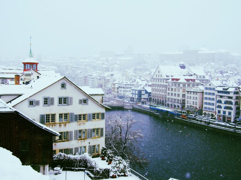 Fotografía de Basilea a Zurich - Guía de viaje 2026