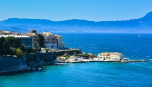Cómo ir de Atenas a Corfu
